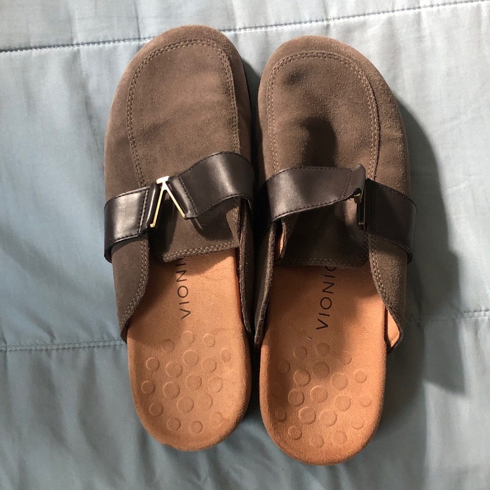 Vionic Brown Mules